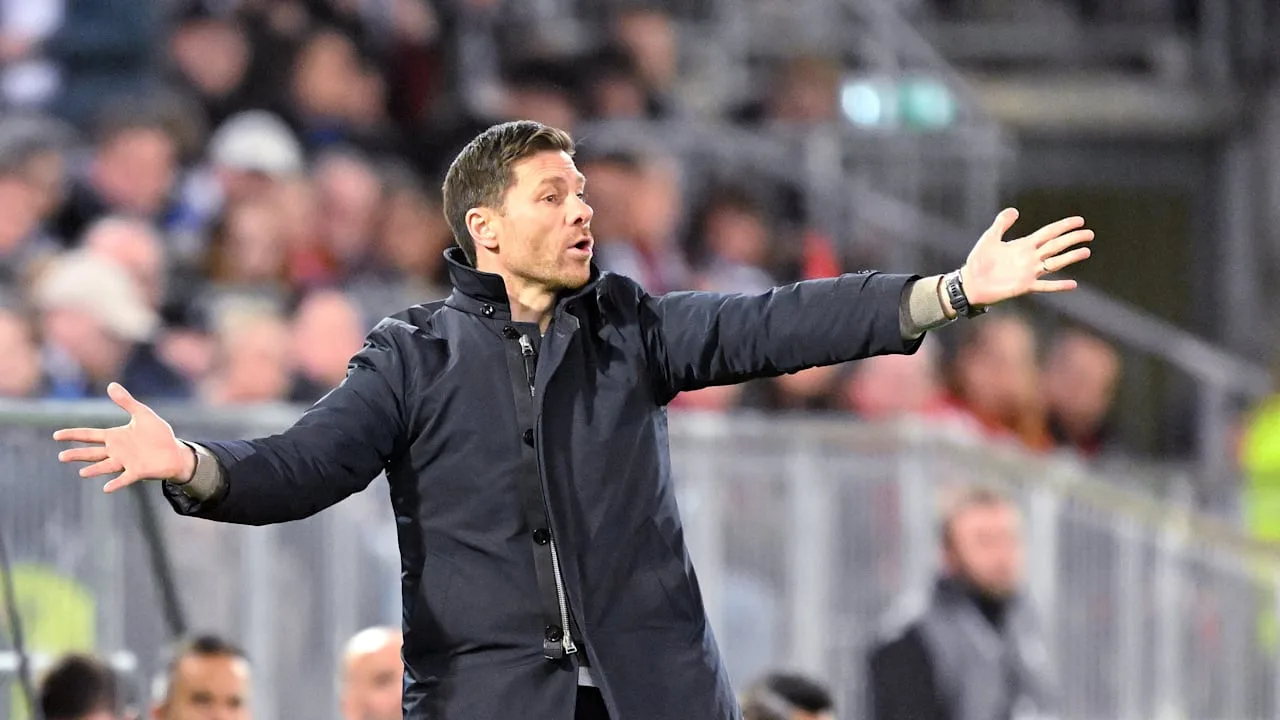 Trainingslager, Transfers, Familie: Darum ist Bayer