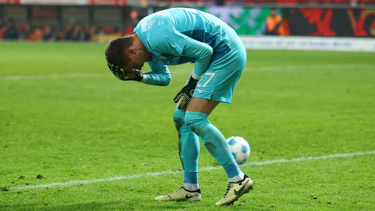 Union Berlin: Hohe Geldstrafe wegen Feuerzeugwurf gegen Bochum-Torwart | Sport