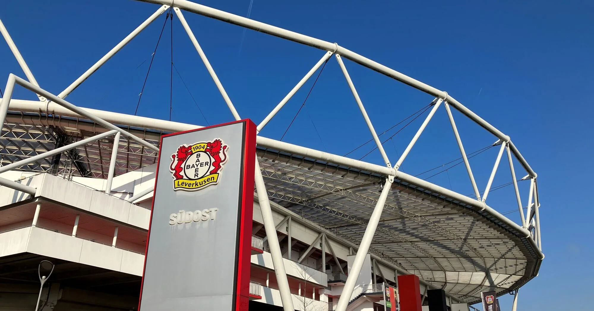 Verkehrsregelungen Saisoneröffnung Bayer 04 | Stadt