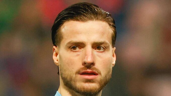 Nach Derby-Zoff: Strafanzeige gegen Dortmund-Keeper Nach Derby-Zoff: Strafanzeige gegen Dortmund-Keeper