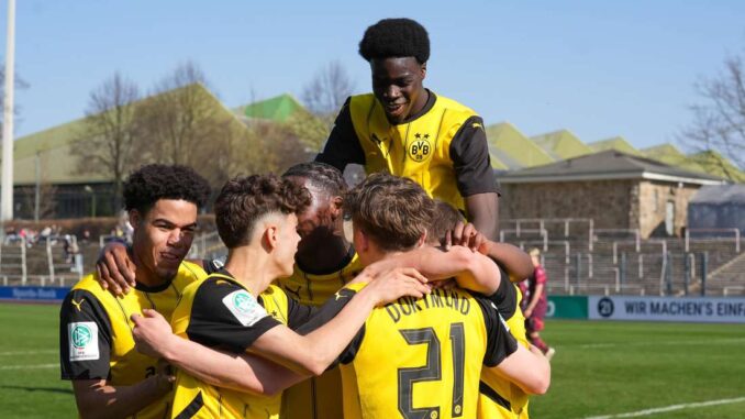 Sechs BVB-Talente werden befördert Sechs BVB-Talente werden befördert