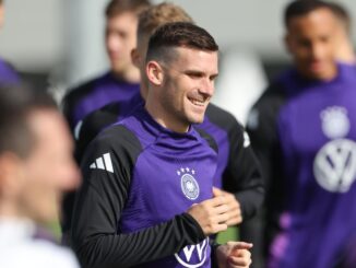 Zwölf Nationalspieler fehlen beim Trainingsstart