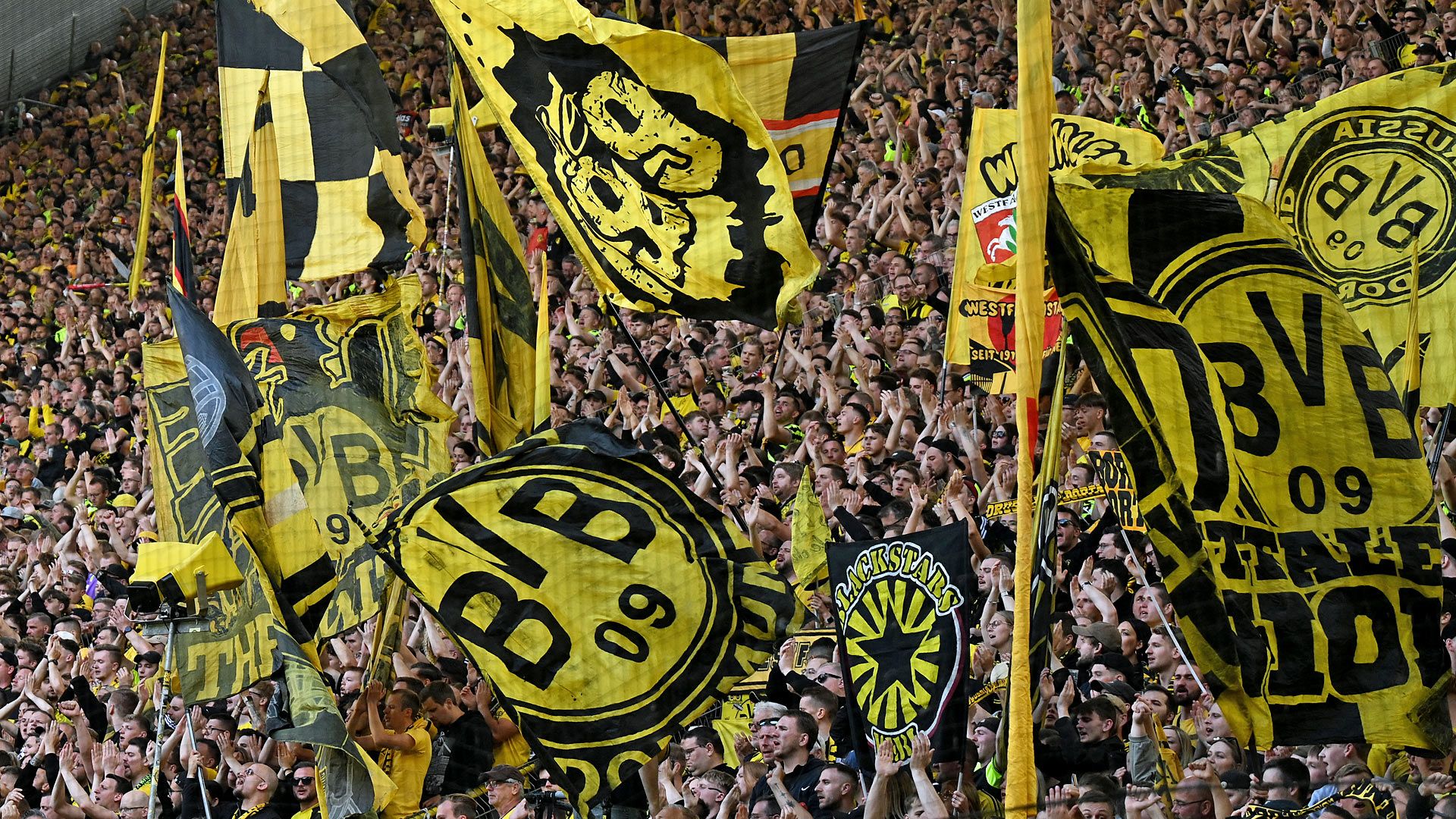 “Strategieloser Verein” und “fragwürdige Vorreiterrolle”: