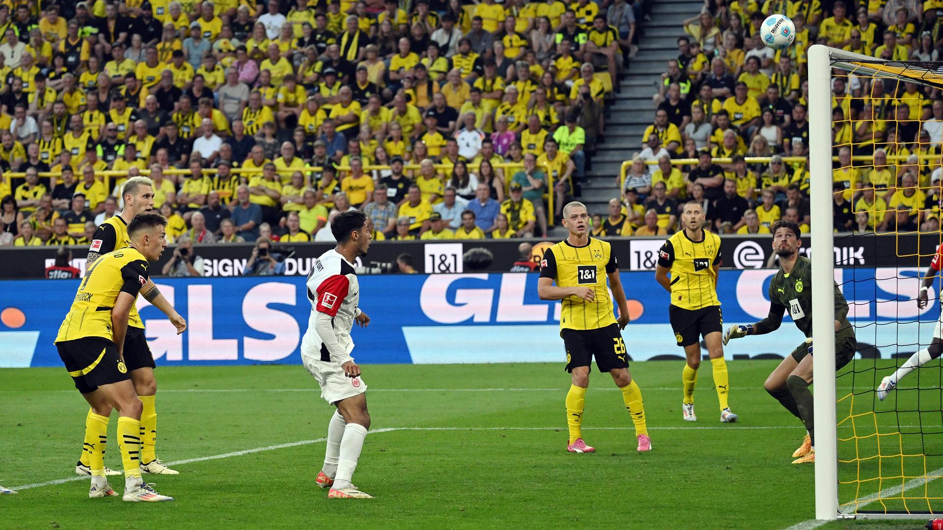 Eintracht Frankfurt gegen Borussia Dortmund: Wer ist hier