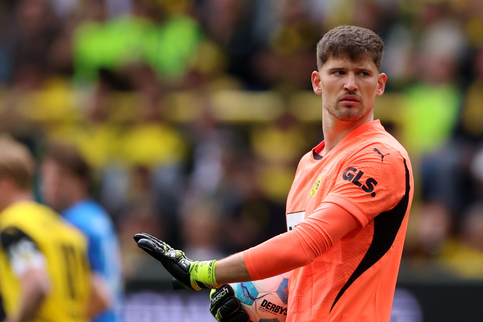 BVB-Keeper Kobel legt sich fest