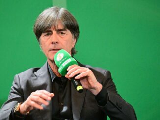Fußball-Bundesliga: Wegen Ex-Clubs: Löw hofft auf
