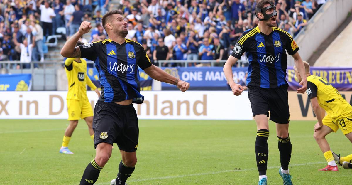 Patrick Schmidt schießt Saarbrücken in die Relegation