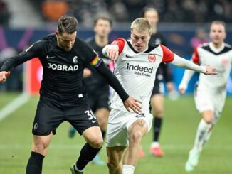 Fußball-Bundesliga: Endspiele in Freiburg und Dortmund -