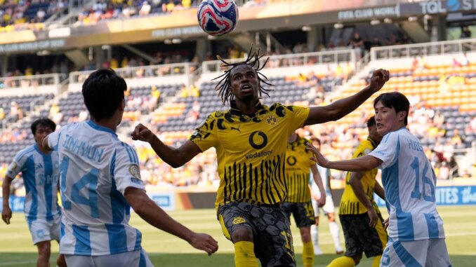Club-WM - Chukwuemeka soll über Leihe hinaus beim BVB Club-WM - Chukwuemeka soll über Leihe hinaus beim BVB