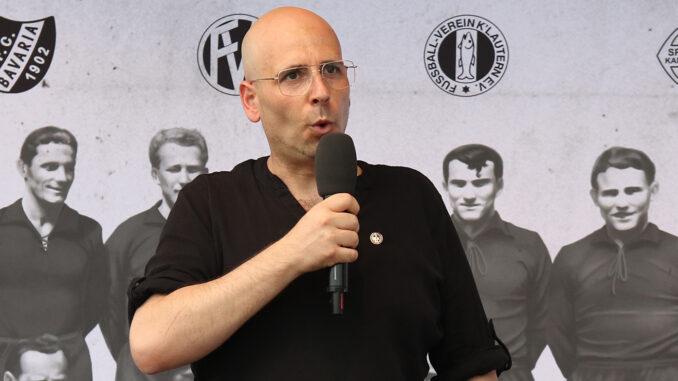 Der 1. FC Kaiserslautern e.V. hat jetzt 37.200 Mitglieder Der 1. FC Kaiserslautern e.V. hat jetzt 37.200 Mitglieder