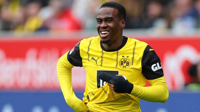 Borussia Dortmund: Um 18 Uhr: Entscheidung im Borussia Dortmund: Um 18 Uhr: Entscheidung im