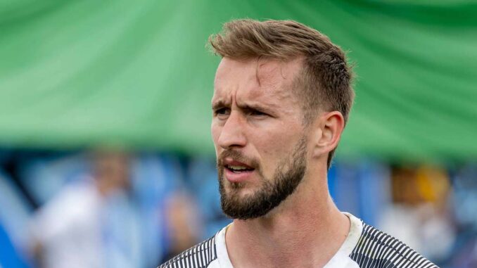 Transfer-Rätsel um Torhüter – er war auch beim FCK im