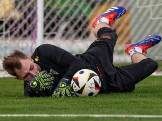 BVB-Torwart verletzt sich bei Trainingsauftakt