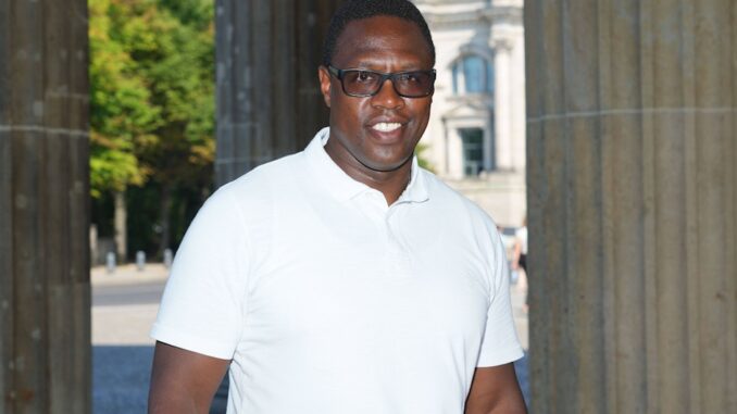 Deal nach FC-Gerüchten offiziell: Thiam geht zu Absteiger Deal nach FC-Gerüchten offiziell: Thiam geht zu Absteiger