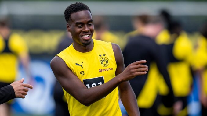 BVB: Neue Details in Dortmunds Gittens-Poker! | Sport BVB: Neue Details in Dortmunds Gittens-Poker! | Sport