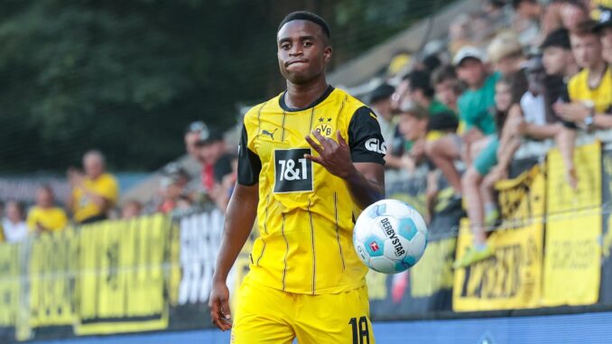 BVB: Stürmer-Star Moukoko schwitzt jetzt richtig | Sport BVB: Stürmer-Star Moukoko schwitzt jetzt richtig | Sport