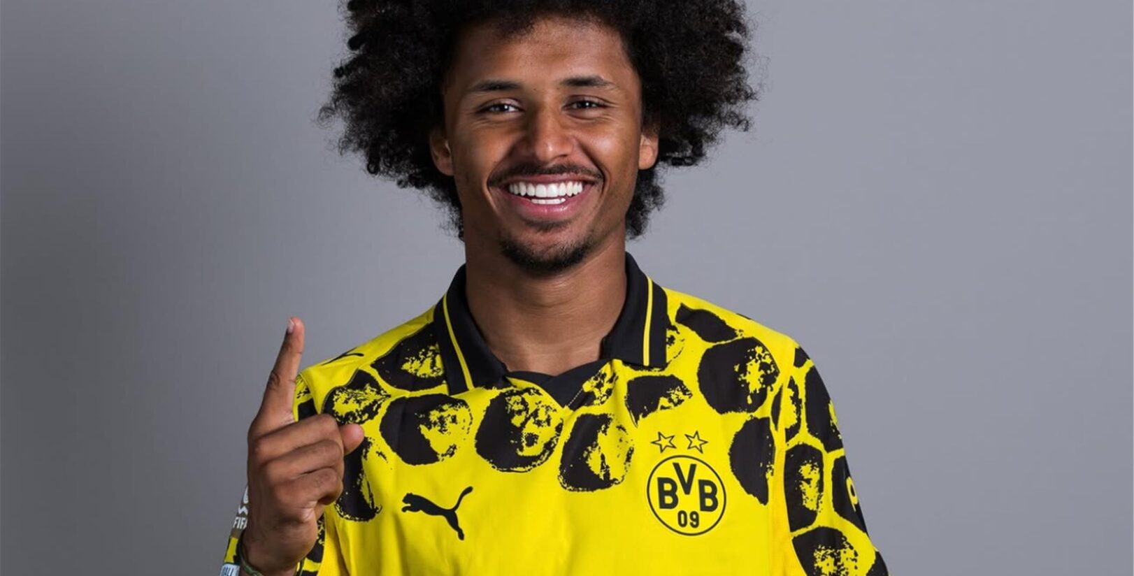 Trikot-Premiere und Sponsoren-Wechsel während Klub-WM