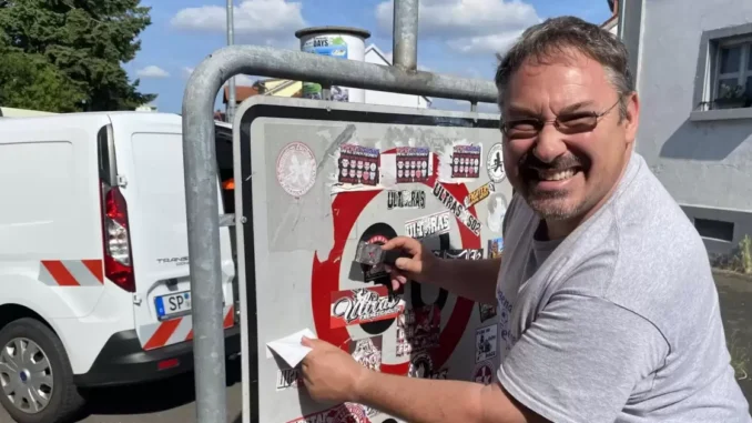 1. FCK ganz vorn: So viel Aufwand bereitet das Entfernen 1. FCK ganz vorn: So viel Aufwand bereitet das Entfernen