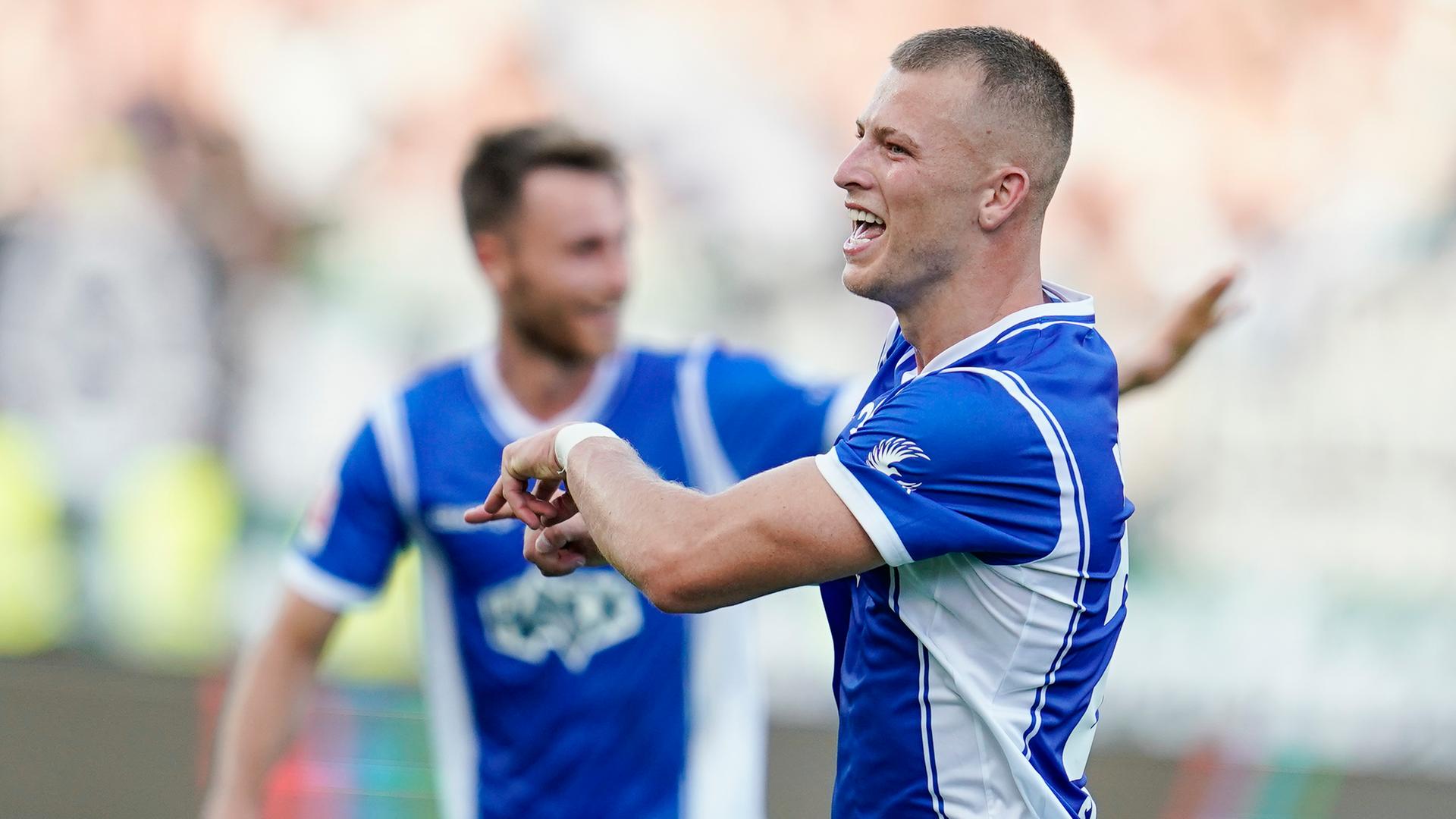 Soziale Medien – Weiterer Fußballverein verlässt Elon
