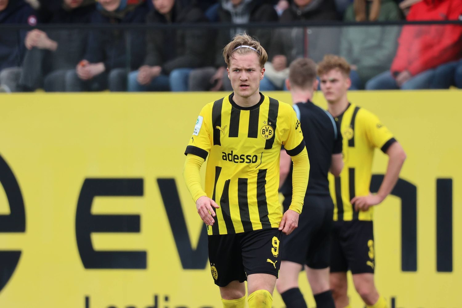 Von Ajax nach Almere: Ex-BVB-Talent Rijkhoff nur