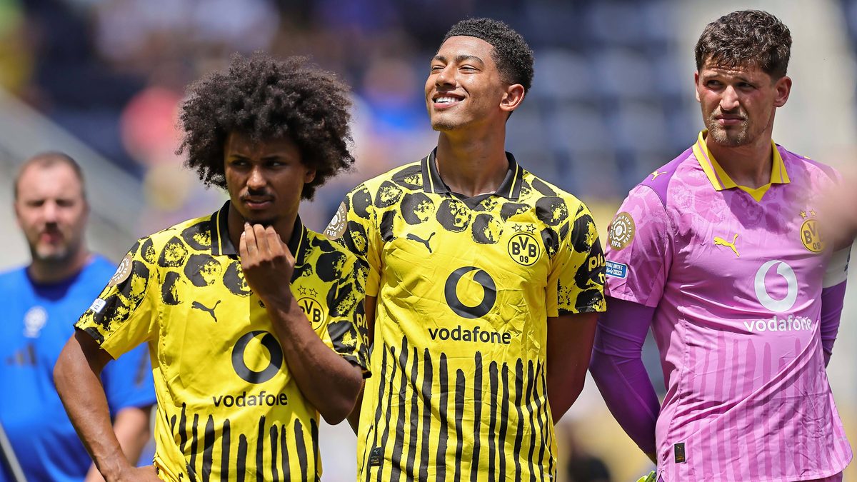 BVB fordert Abwehrmacht Monterrey heraus
