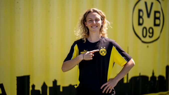 Nordwestmecklenburgerin kickt beim BVB Nordwestmecklenburgerin kickt beim BVB