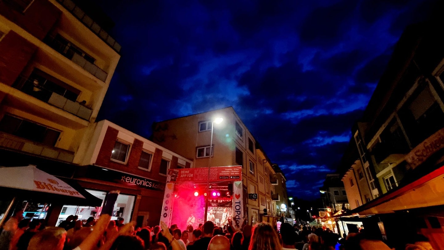 Altstadtfest 2025 in Kaiserslautern mit FCK-Meile und