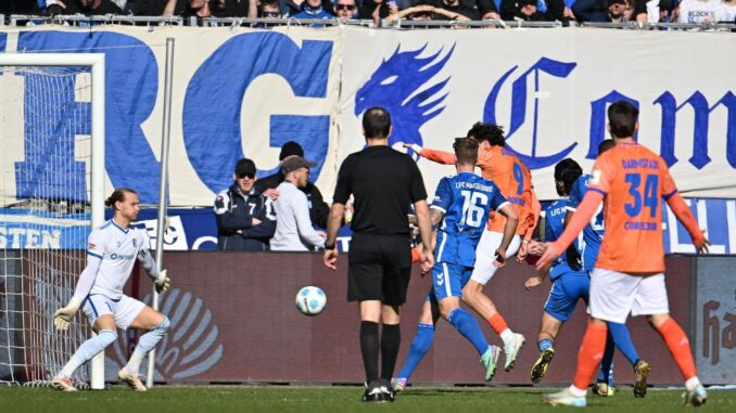 2. Fußball-Bundesliga: Rückstand gedreht: Magdeburg 2. Fußball-Bundesliga: Rückstand gedreht: Magdeburg