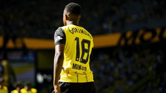 BVB sichert sich Transfer-Klausel bei Moukoko BVB sichert sich Transfer-Klausel bei Moukoko