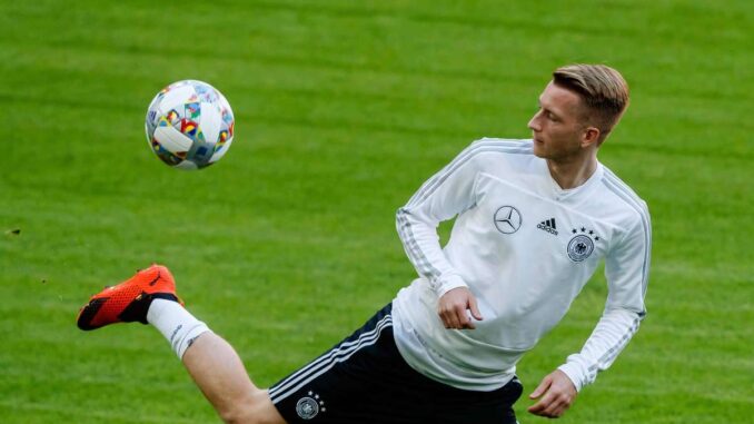 Ex-DFB-Star in stiller Trauer um verstorbenes Ex-DFB-Star in stiller Trauer um verstorbenes