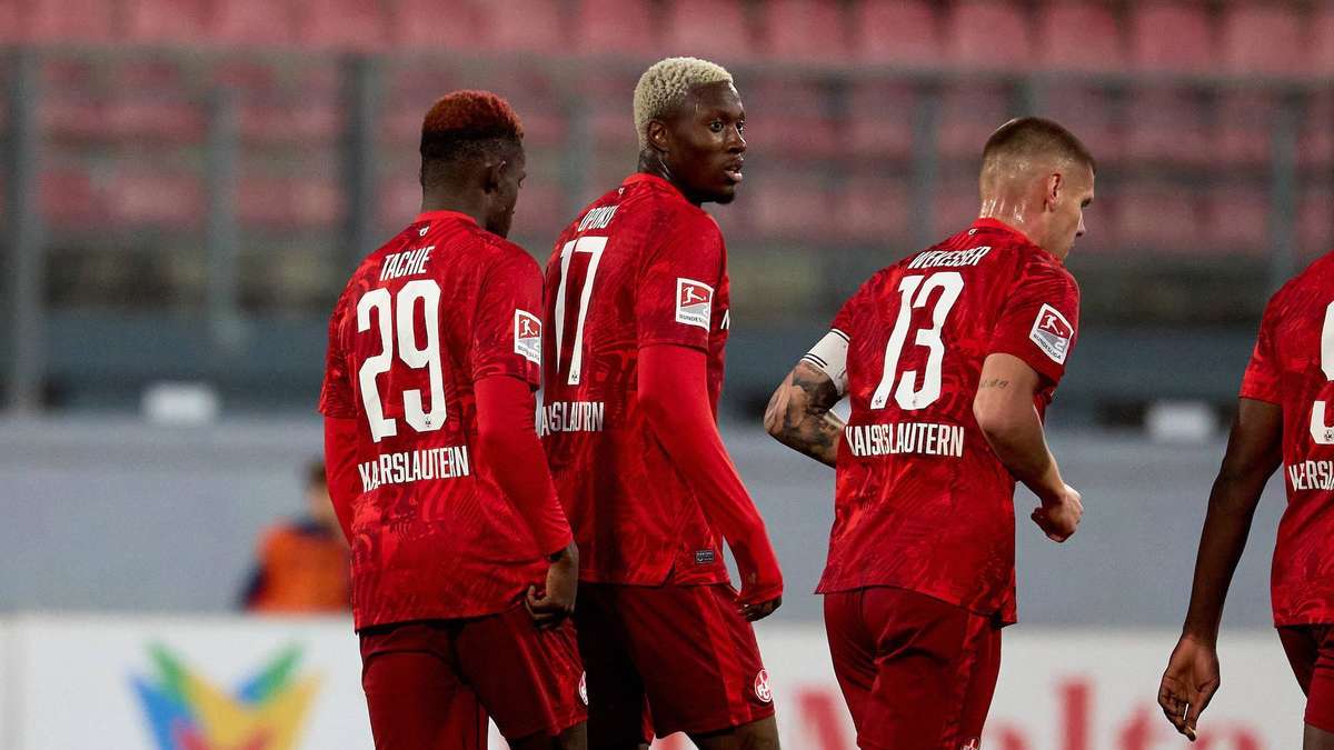 Nach drei FCK-Jahren – zieht es Flügelflitzer jetzt in die