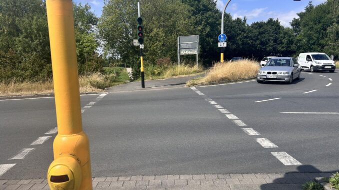 Nacht- und Nebelaktion: BVB-Ampeln in Dortmund aufgetaucht Nacht- und Nebelaktion: BVB-Ampeln in Dortmund aufgetaucht