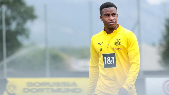 Schleichendes Scheitern: BVB-Wunderkind Moukoko zieht Schleichendes Scheitern: BVB-Wunderkind Moukoko zieht