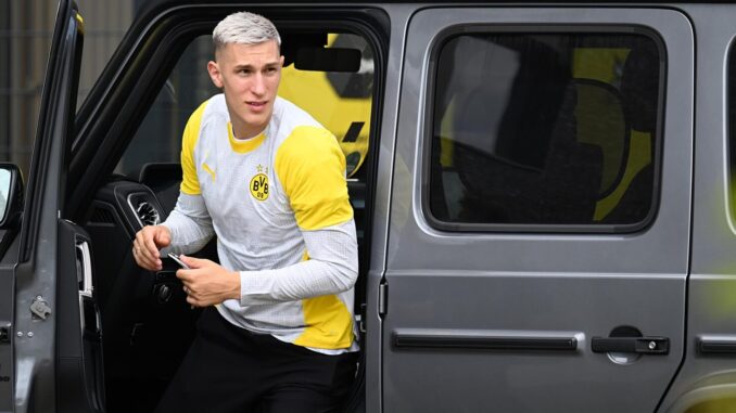 Nico Schlotterbeck zurück in Dortmund Nico Schlotterbeck zurück in Dortmund