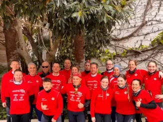 Triathleten beschenken ihren FCK mit einer