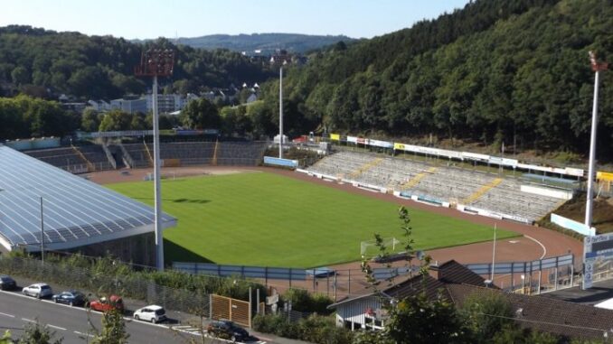 Borussia Dortmund spielt in Siegen