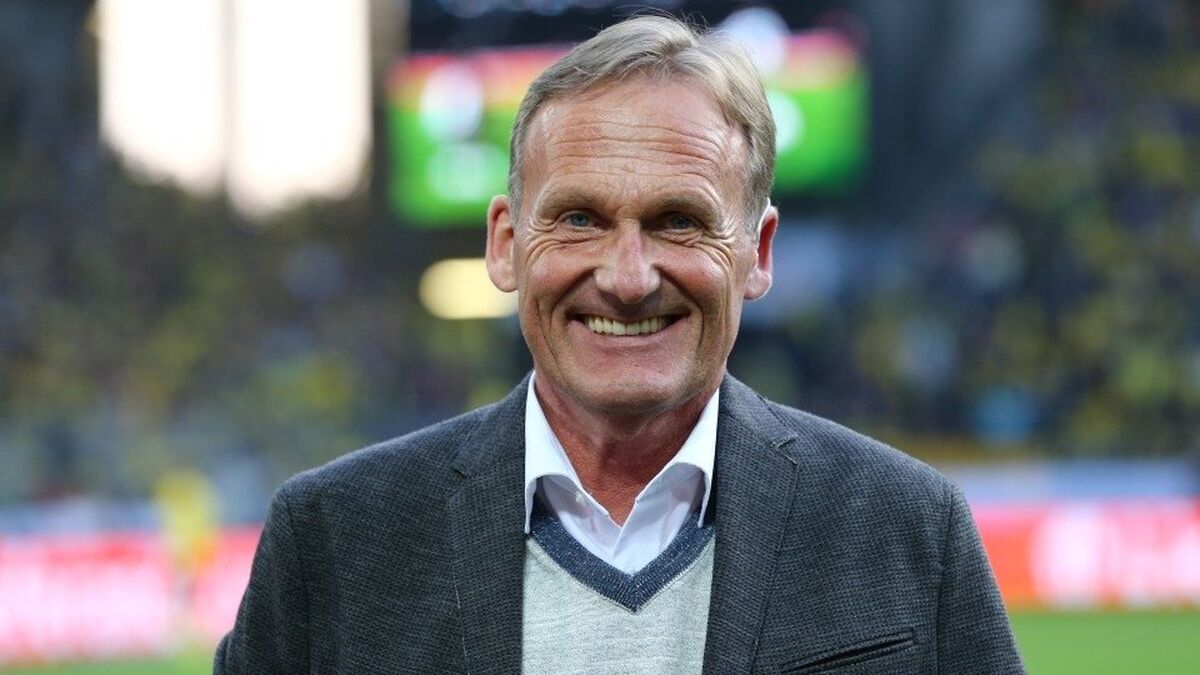 Aki im Land des Lächelns
