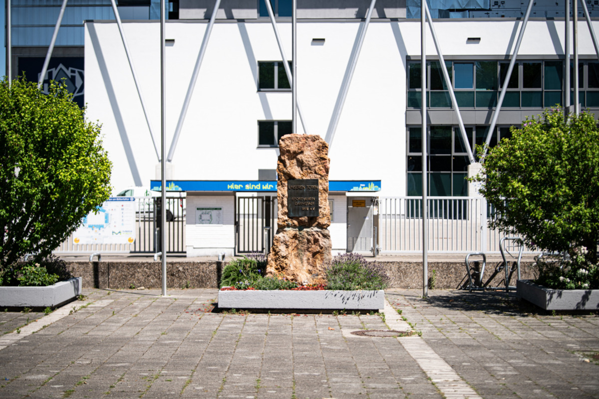 In Gedenken an die Opfer des Nationalsozialismus – SV