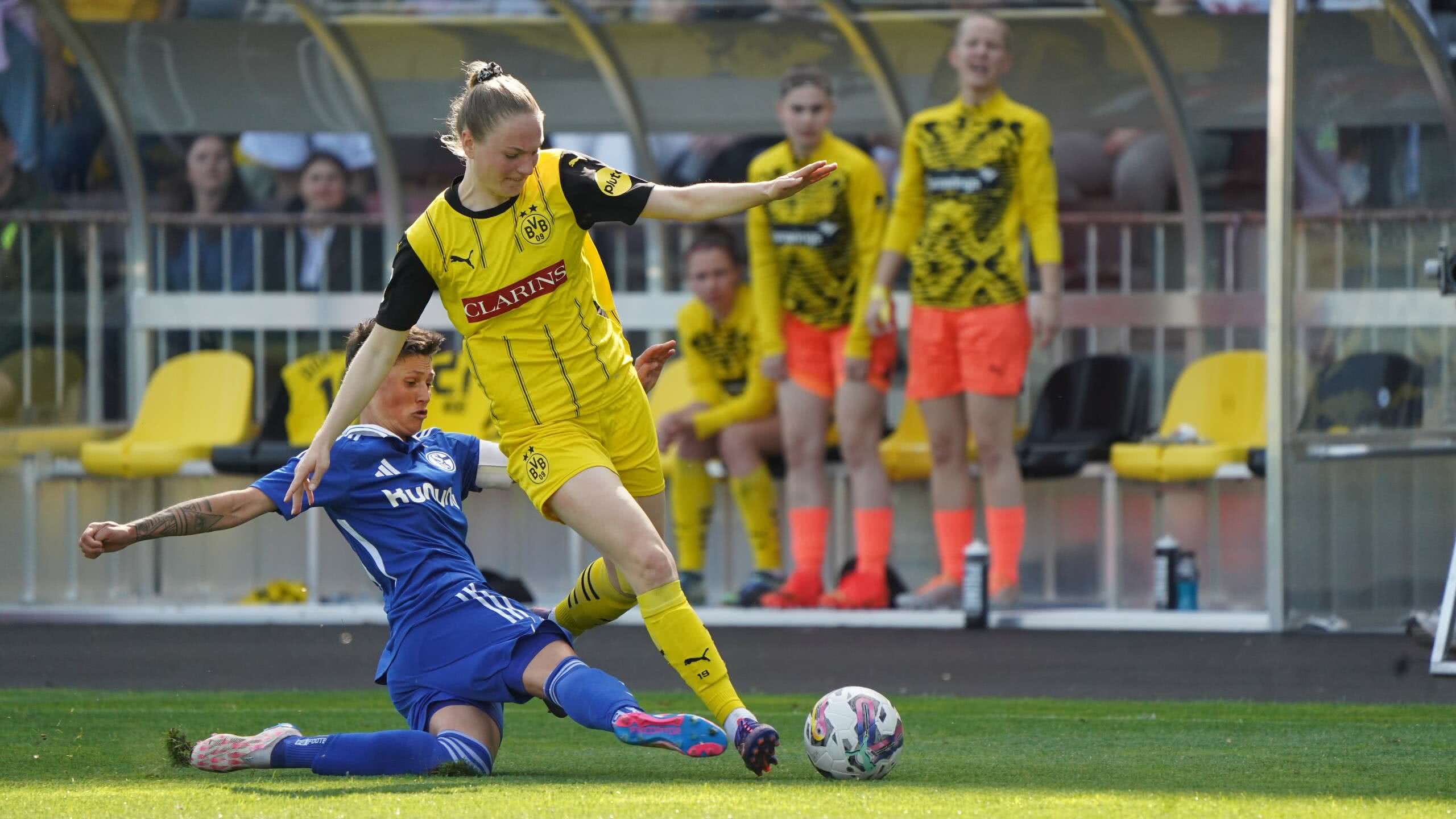 Finale um den Westfalenpokal der Frauen: Revier-Derby Teil