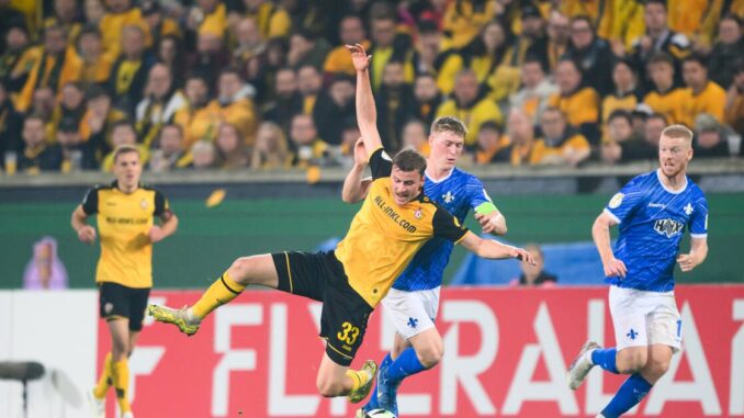 Alle Spiele hier live in der Konferenz verfolgen Alle Spiele hier live in der Konferenz verfolgen