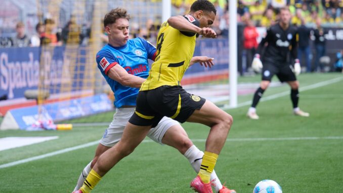 Bundesliga - Dortmund und Frankfurt schaffen Sprung in die Bundesliga - Dortmund und Frankfurt schaffen Sprung in die