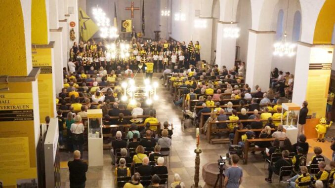 Die BVB-Saison startet traditionell mit dem ökumenischem Die BVB-Saison startet traditionell mit dem ökumenischem