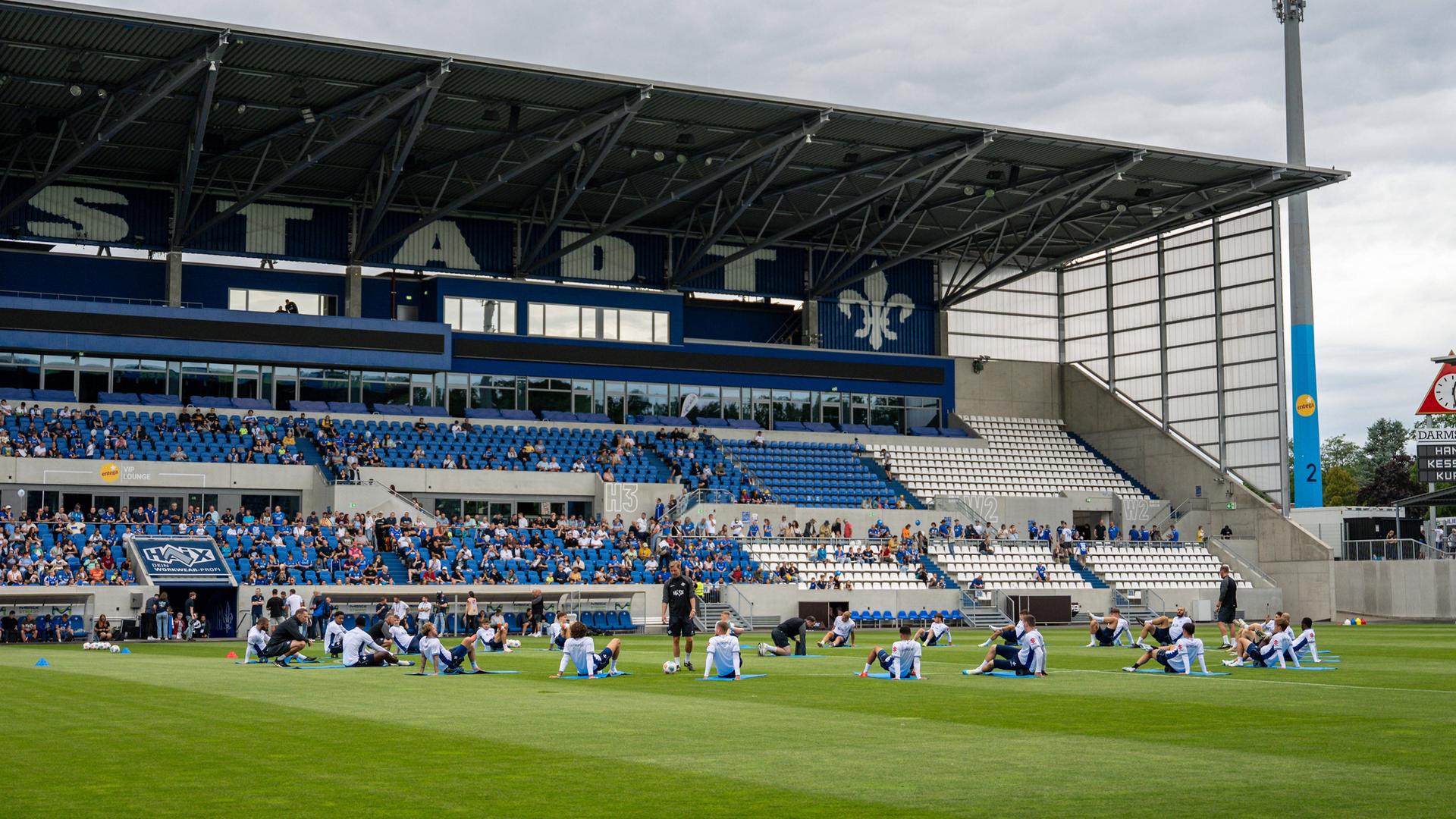 Darmstadt eröffnet die Saison mit den Fans – Audio |