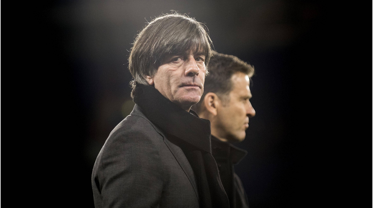 Ex-Bundestrainer Jogi Löw prüft Anfragen von Klubs &