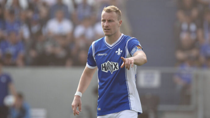 Darmstadt 98 verlängert mit Kapitän Fabian Holland Darmstadt 98 verlängert mit Kapitän Fabian Holland