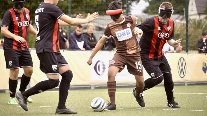 Blindenfußballteam verliert gegen Dortmund und besiegt Blindenfußballteam verliert gegen Dortmund und besiegt