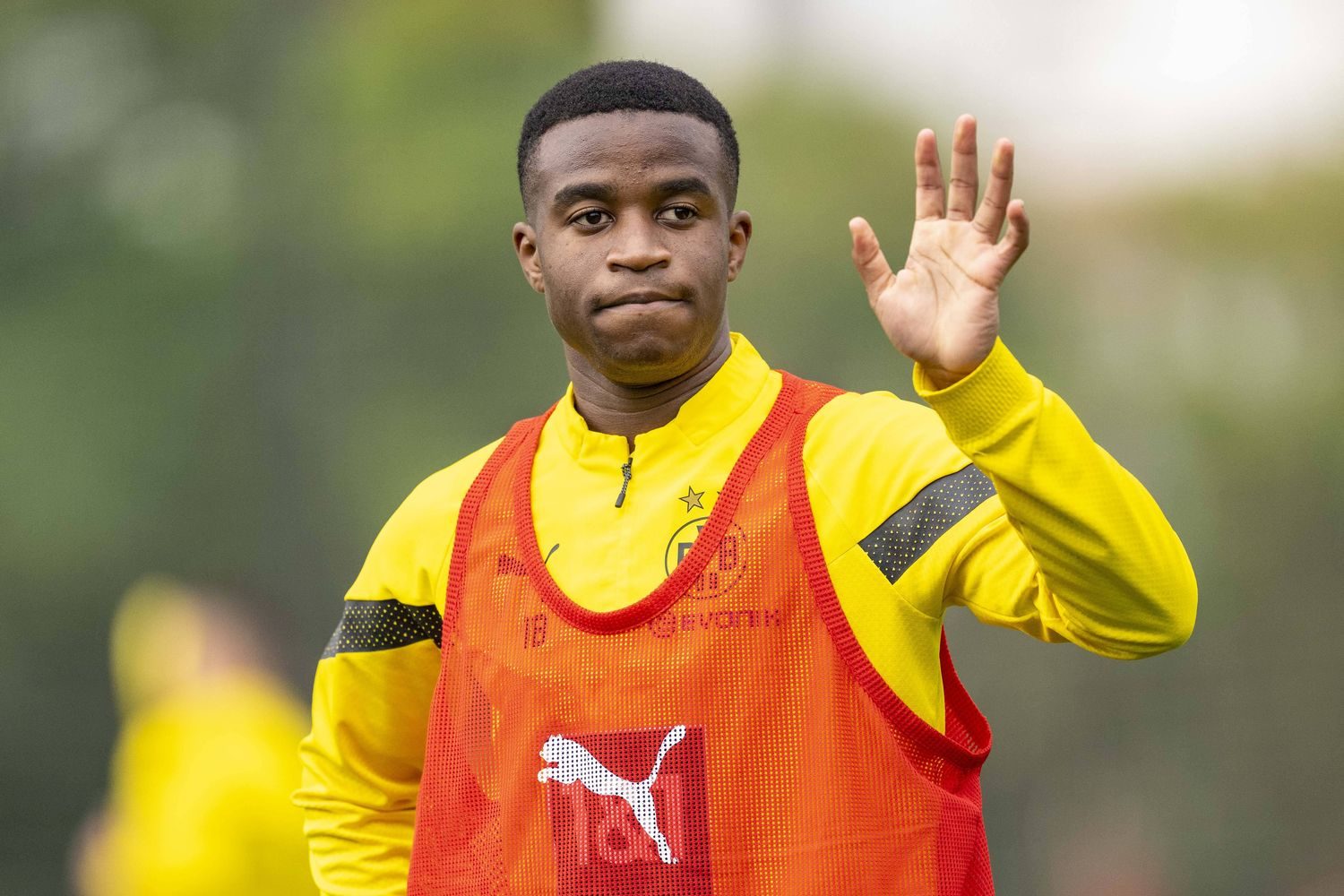 Moukoko verzichtet für den BVB auf Millionen