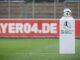 Leverkusen und Dortmund verteidigen Titel