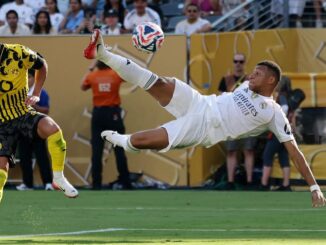Klub-WM: Real lange souverän gegen Dortmund - und dann