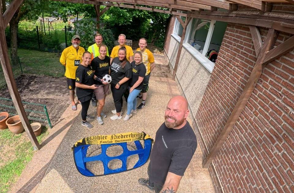 BVB-Fanclub hilft im St. Johannes Kindergarten